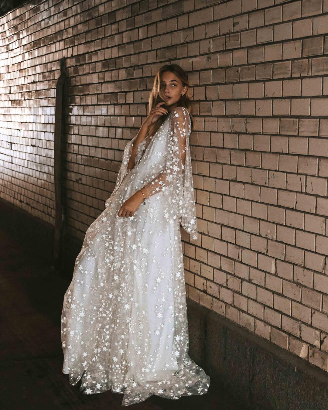 2020 A Line Beach Wedding Dresses Jewel Neck Sleeveless Sequins Beads Tulle Boho Wedding Dresses Sweep Train Country Garden Bridal Gowns, Black
2020 A Line Beach Wedding Dresses Jewel Neck Sleeveless Sequins Beads Tulle Boho Wedding Dresses Sweep Train Country Garden Bridal Gowns, Black