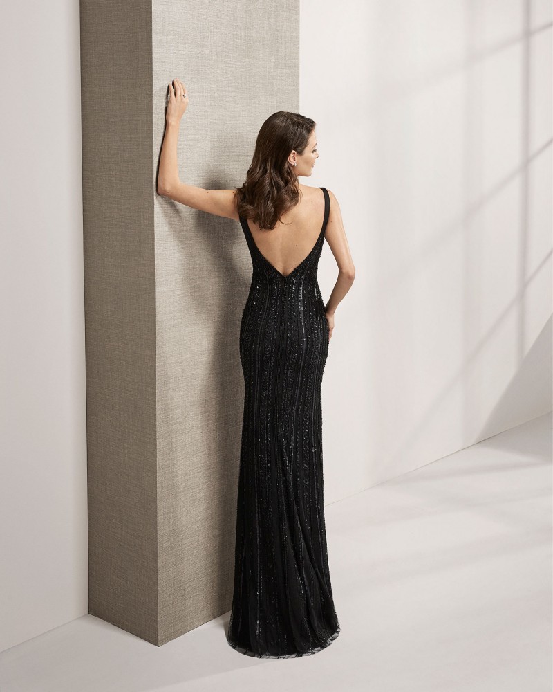 Elegant Black Mother Of The Bride Dresses Sleeveless V Neck Beads Sequined Mothers Evening Dress Front Split Backless Prom Dresses
