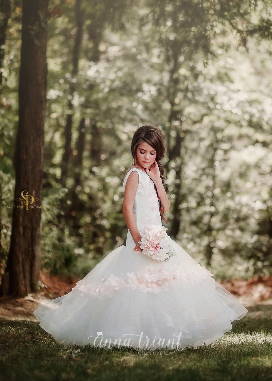 Ivory Mermaid Flower Girl Dresses 3D Floral Appliqued Jewel Neck Girls Pageant DressTiered Skirts Little Kids Wedding Gowns Party Wear