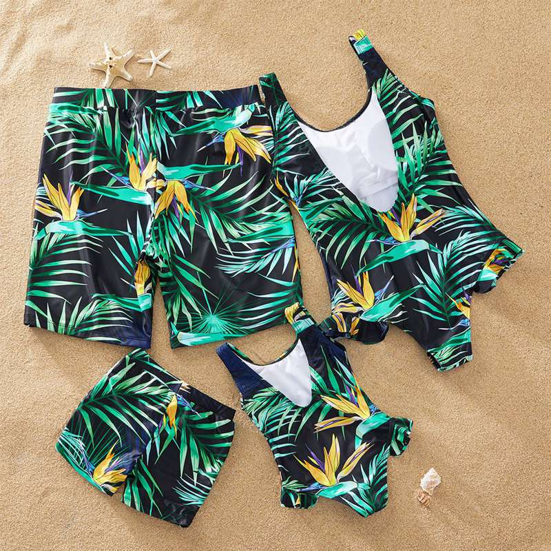 Family Matching Swimwear Tropical Green Leaves Beachwear Father Mother and Children Swimsuit Swimming Trunks Family Set