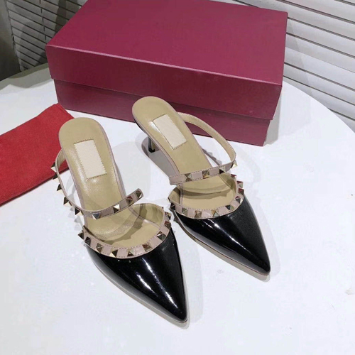 2020 high quality European style brand shoes imported leather female sandalsdesigner has tag female slippers women's fashion high heels, Black
2020 high quality European style brand shoes imported leather female sandalsdesigner has tag female slippers women's fashion high heels, Black