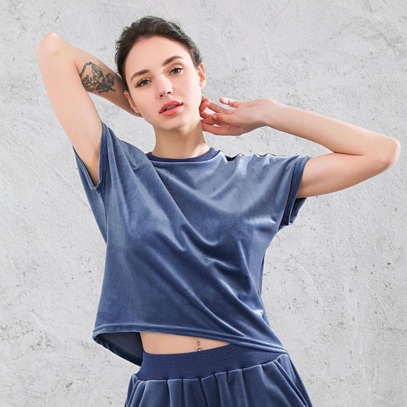 Women Short Sleeve Relvet Workout Shirt Loose Running Gym Sports Shirts Womens Yoga Training Top Winter Clothes Fitness T-shirt, Blue
Women Short Sleeve Relvet Workout Shirt Loose Running Gym Sports Shirts Womens Yoga Training Top Winter Clothes Fitness T-shirt, Blue