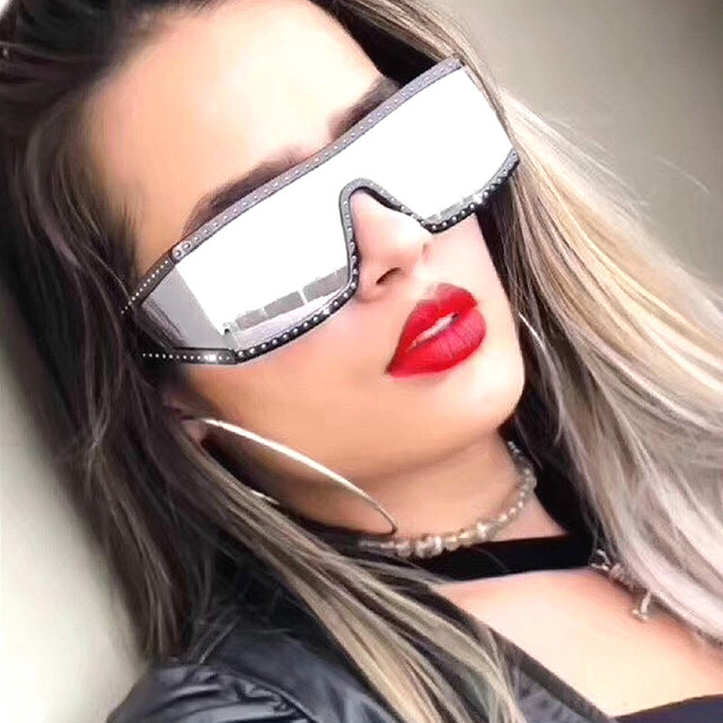 Vintage Rivet Sunglasses Unisex Metallic Retro Colorful Film steel bead punk Fashion Sun glasses Classic Eyewear Glasses S9051
Vintage Rivet Sunglasses Unisex Metallic Retro Colorful Film steel bead punk Fashion Sun glasses Classic Eyewear Glasses S9051