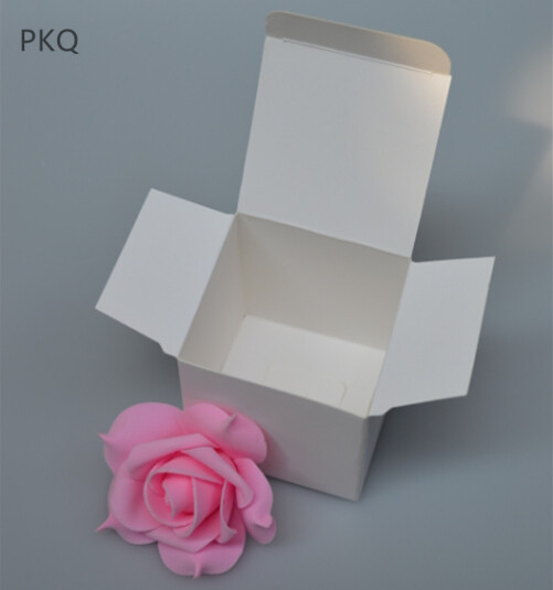 5pcs Vintage Retro White/Kraft Paper Box, DIY Wedding Favor Gift Box, Small Single Cake Box jewelry soap Packaging box with lid
5pcs Vintage Retro White/Kraft Paper Box, DIY Wedding Favor Gift Box, Small Single Cake Box jewelry soap Packaging box with lid