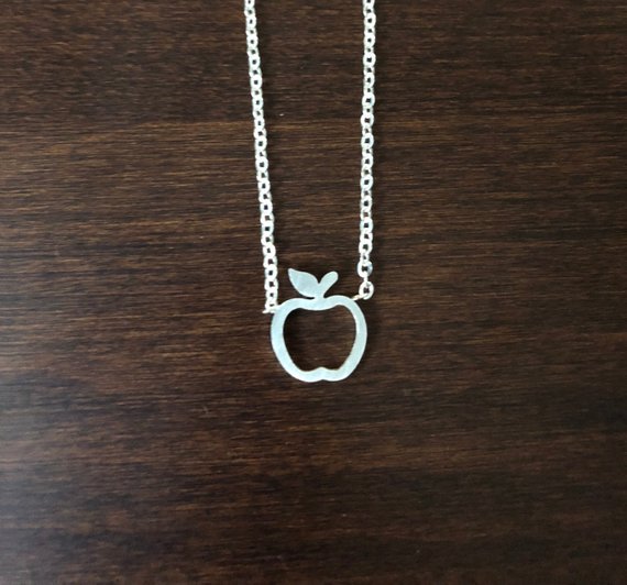 Hollow Outline Funny Simple Geometric Fruit Apple Shape Pendant Chain Necklaces for School Mentor Teacher Women Graduation Gifts
