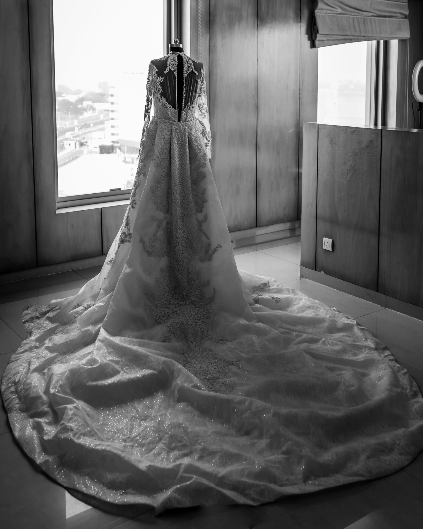 Plus Size Wedding Dresses Detachable Train High Neck Lace Appliqued Long Sleeve Mermaid Wedding Dress Custom Made Beach Bridal Gowns
