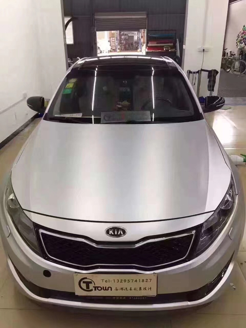 Ceramics Chrome Satin Red Vinyl Car Wrapping With Air Bubble Free Chrome Matt Film Vehicle Covering Sticker Foil Size1.52x20m/Roll