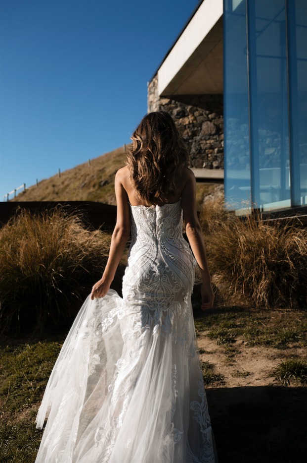 2019 Lace Mermaid Wedding Dresses Off The Shoulder Appliqued Sweep Train Country Wedding Dress Custom Made Plus Size Vestidos De Novia