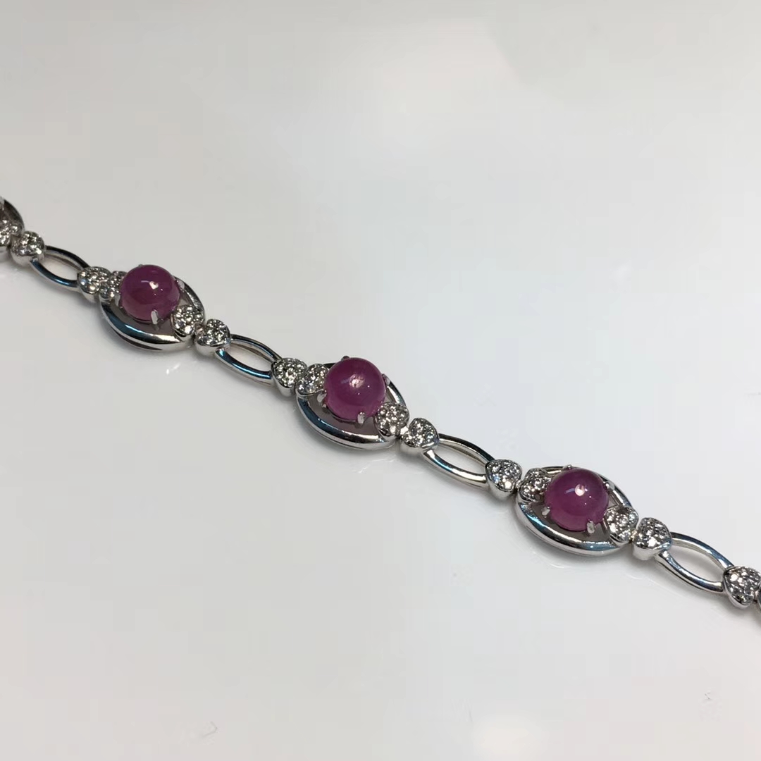 Ruby moisturizing bracelet