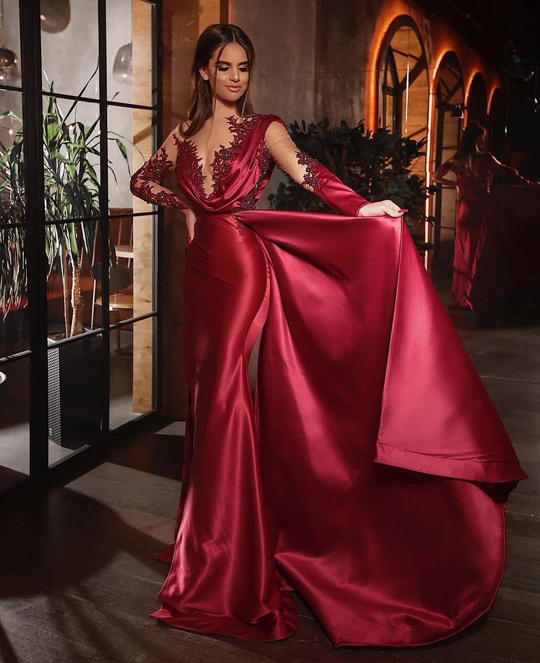 2020 Arabic Aso Ebi Lace Beaded Sexy Evening Dresses Sheer Neck Mermaid Prom Dresses Burgundy Satin Formal Party Second Reception Gowns ZJ34