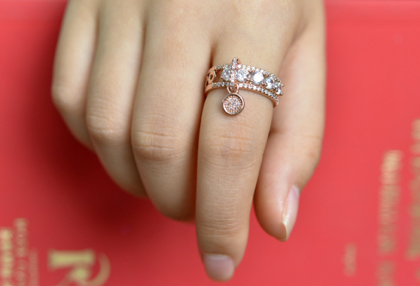 Hot Sale Infinity Brand New 2019 Luxury Jewelry 925 Sterling Silver White Clear Topaz CZ Diamond Key Ring Women Wedding Vintage Band Ring