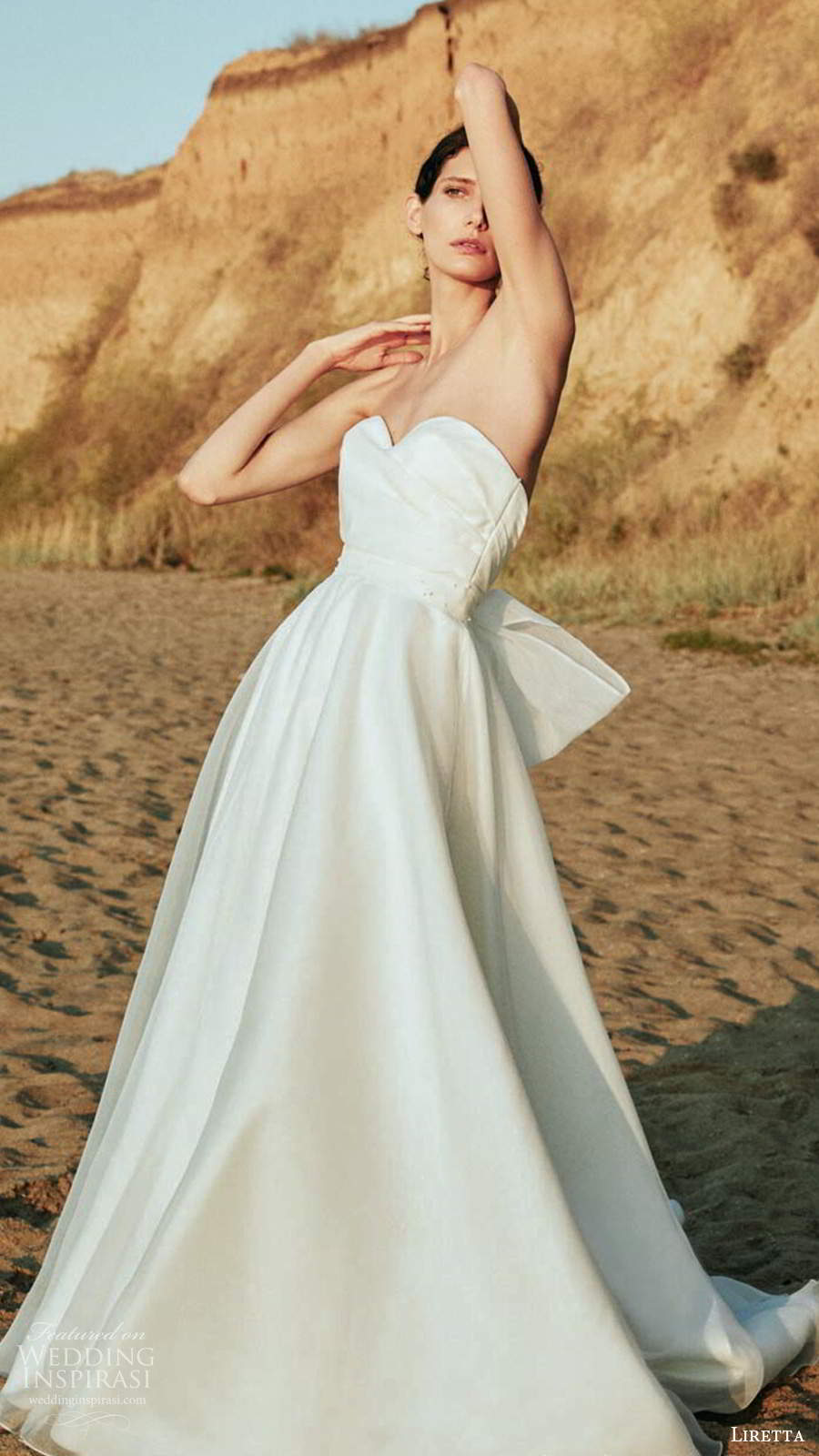 Bohemian Wedding Dresses Sweetheart Sleeveless Bridal Gowns with Big Bow Simply Style A Line Beach Wedding Dress