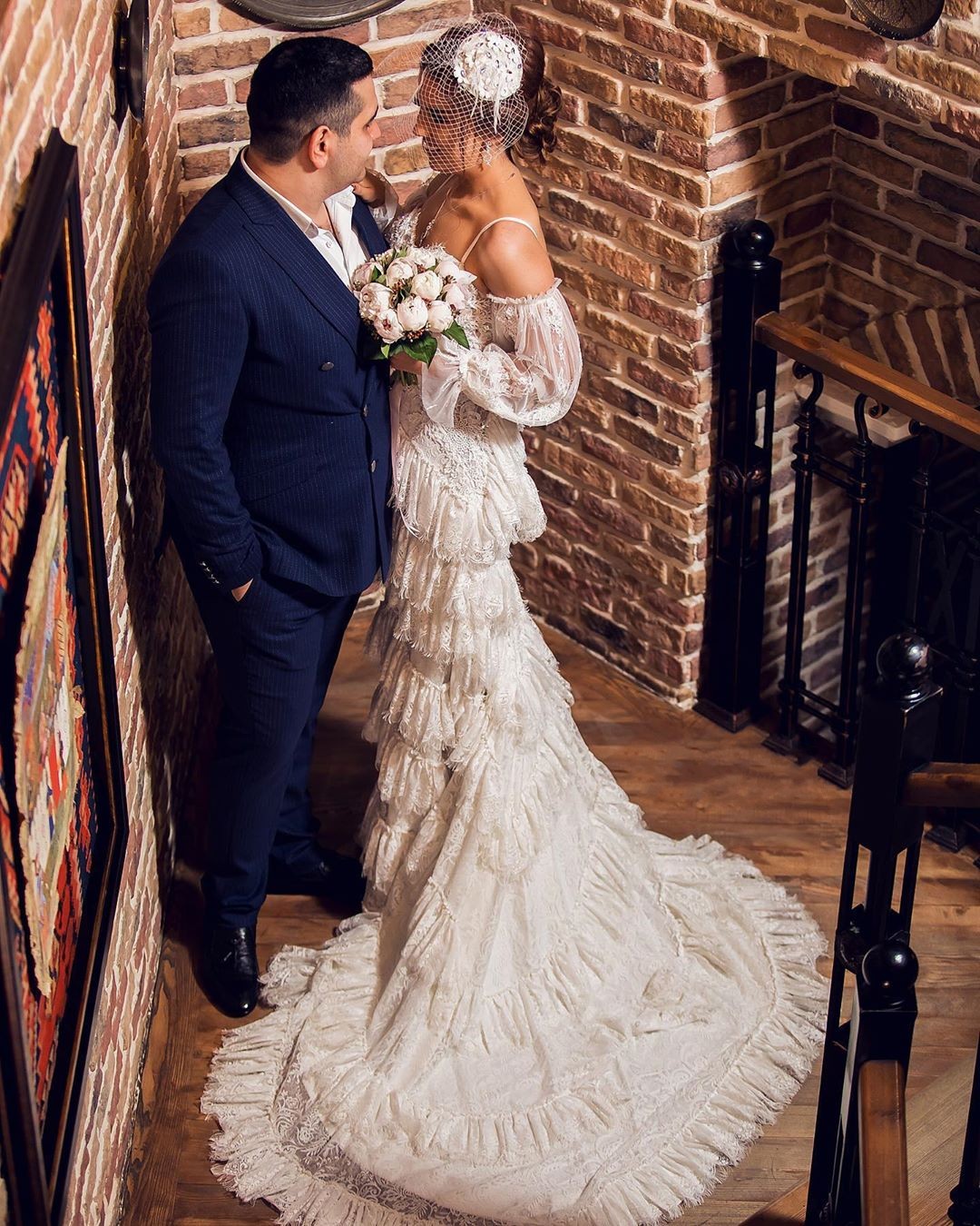 Mermaid Lace Amazing Beaded Wedding Dresses Spaghetti Straps Neck Long Sleeves Bridal Gowns Tiered Tulle Trumpet Robe De Marie