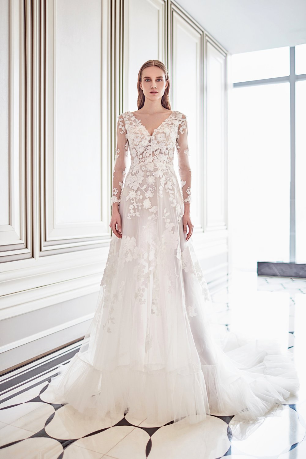 lace wedding dresses sexy v neck long sleeve appliqued bridal gowns tulle backless wedding dress robes de marie