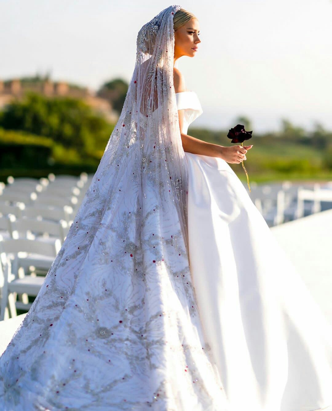 2020 Elegant Satin Wedding Dresses With Veil A Line Off The Shoulder Bohemian Wedding Dress Custom Made Sweep Train Vestidos De Novia