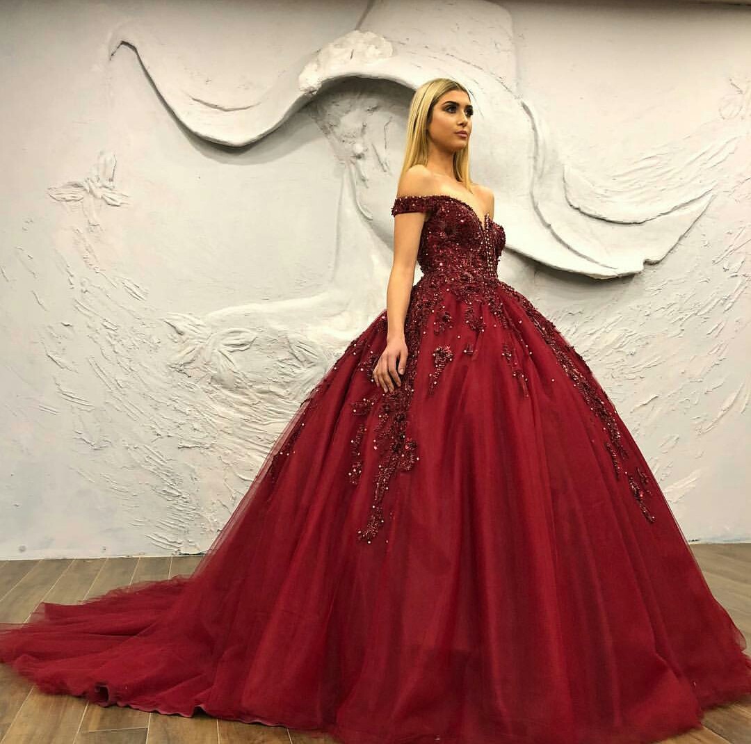 2019 Gorgeous Sequined Beaded Prom Dresses Off The Shoulder Sweep Train Burgundy Ball Gown Evening Dress Custom Made Formal Party Gowns