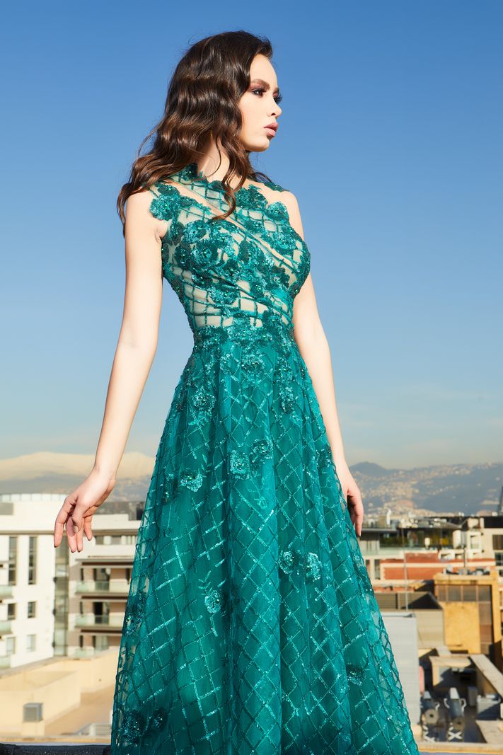 2020 Modest Sexy Jewel Sleeveless Tulle A Line Evening Lace Applique Hand Made Flowers Formal Dresses Sweep Train Party Gown 0508