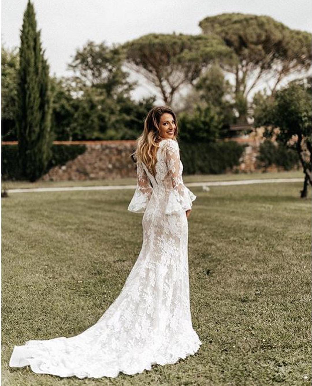 2019 Beach Berta Mermaid Wedding Dresses V Neck Trumpet Long Sleeves Split Lace Appliques Bridal Gowns robe de mariée
