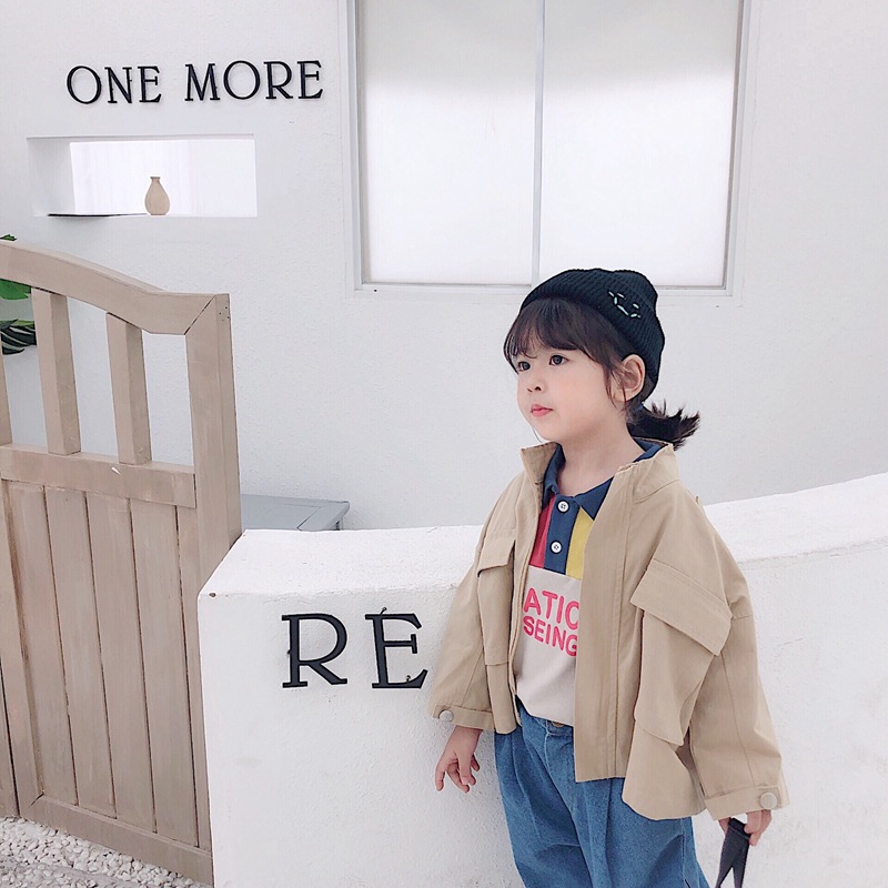 New autumn Korean style long section solid color tool windbreak jacket outwear with big pockets both for boys and girls, Khaki
New autumn Korean style long section solid color tool windbreak jacket outwear with big pockets both for boys and girls, Khaki