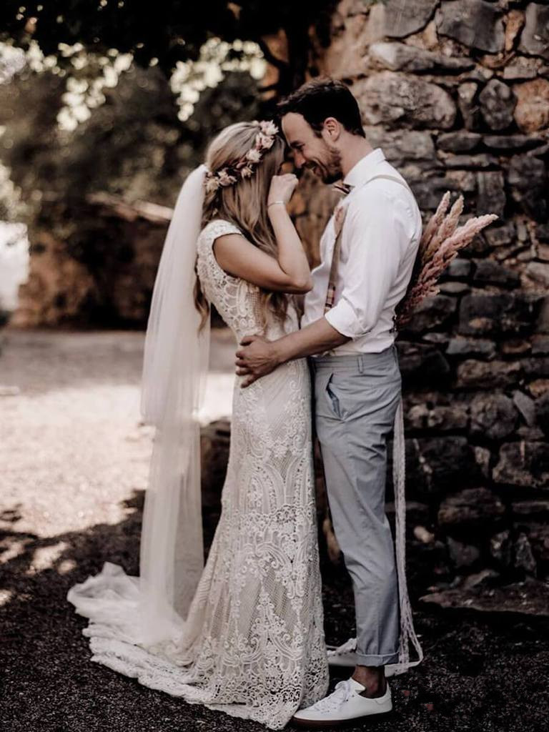 Vintage Mermaid Backless Bohemian Wedding Dresses V-neck Cap Sleeve Crochet Cotton Lace Countryside Woodland Bridal Gown