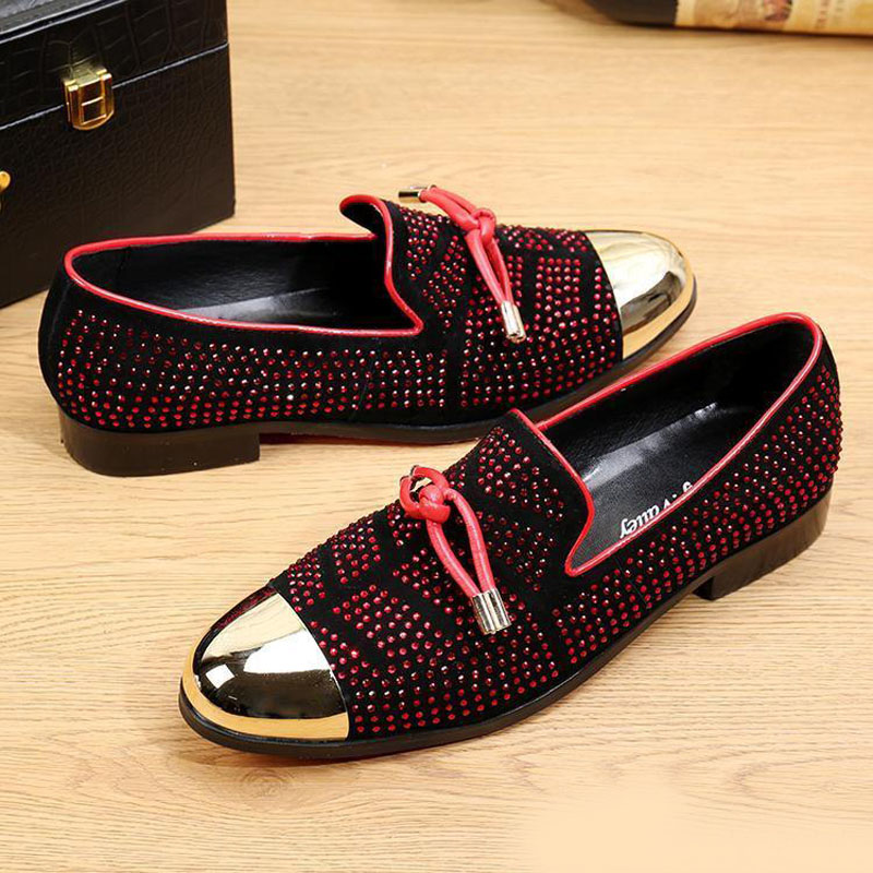 Hot Sale Casual Formal groomsmen Shoes For Men Black Genuine Leather Tassel Men Wedding groom Shoes Gold Metallic Studded Loafers 3 Colors