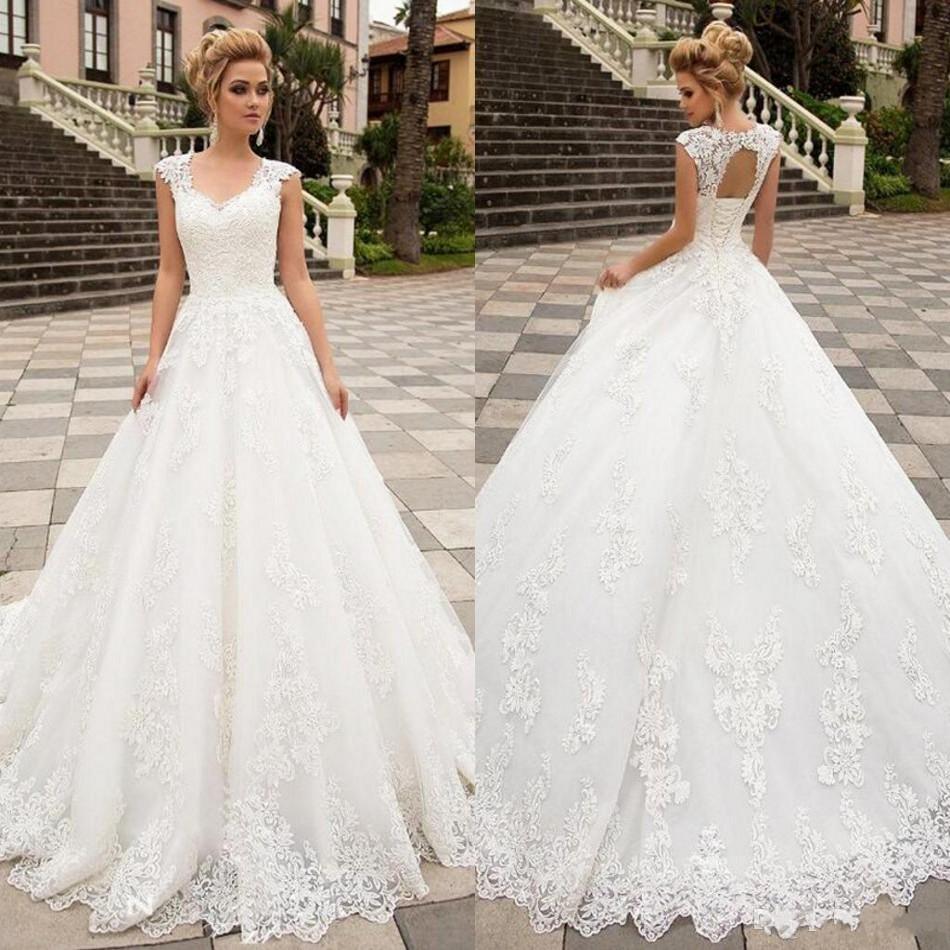 Beach A Line Wedding Dresses Scoop Lace-up Garden Bridal Gowns Lace Appliques Sweep Train Sleeveless 2020 Wedding Dresses Plus Size, White
Beach A Line Wedding Dresses Scoop Lace-up Garden Bridal Gowns Lace Appliques Sweep Train Sleeveless 2020 Wedding Dresses Plus Size, White