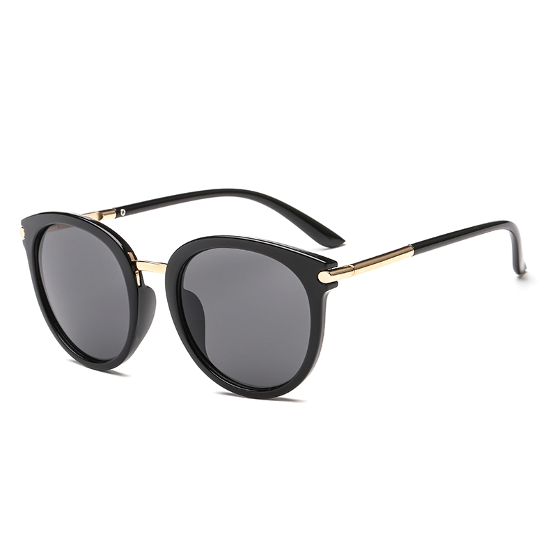 Classic vintage sunglasses 2019 Fashion Unisex Retro Sunglasses Eyewear Accessories UV Protection Outdoor Sport Sunglasses 3290
Classic vintage sunglasses 2019 Fashion Unisex Retro Sunglasses Eyewear Accessories UV Protection Outdoor Sport Sunglasses 3290