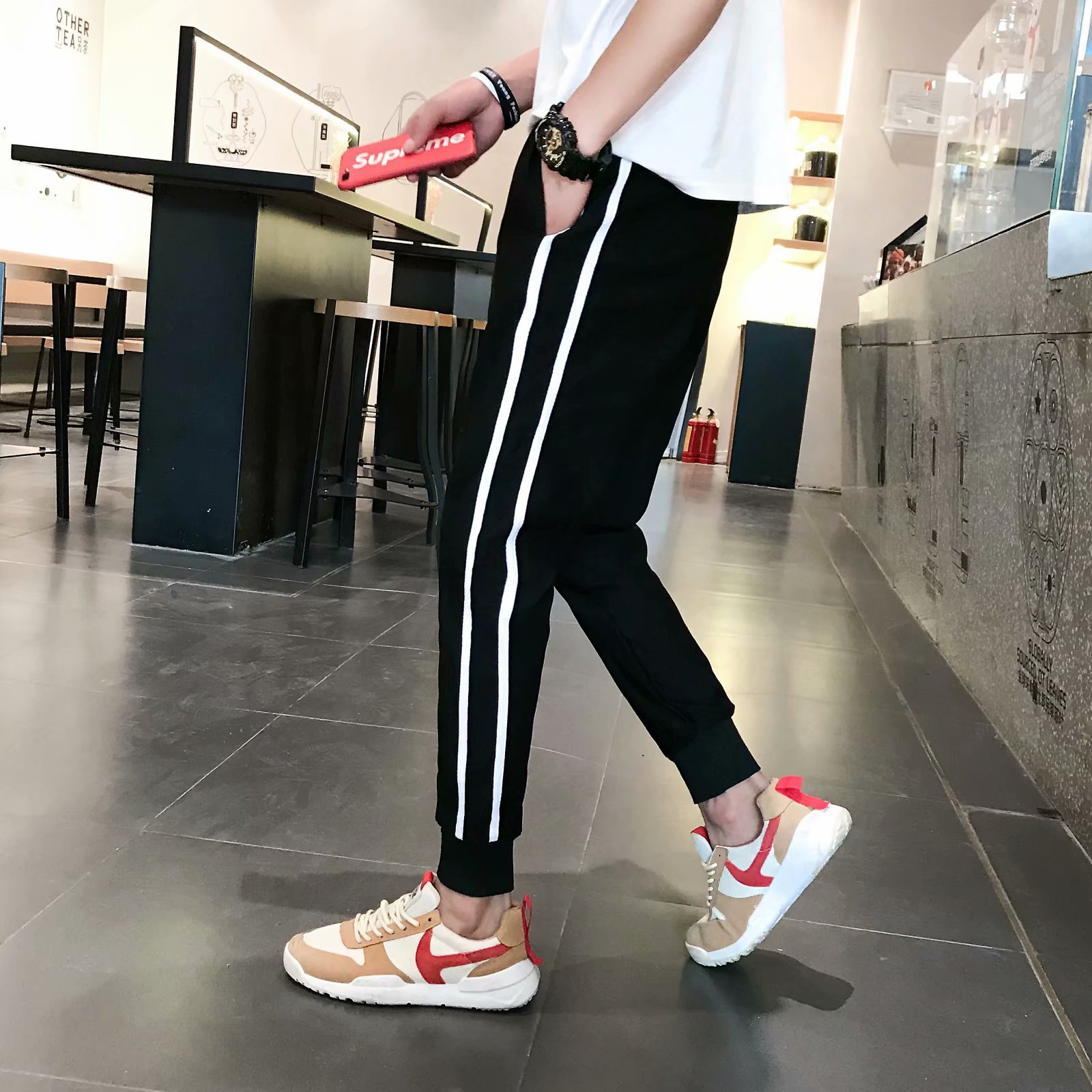Januarysnow Students' casual Capris Korean pants men' trend all kinds of sports casual pants slim leggings large pants, Black
Januarysnow Students' casual Capris Korean pants men' trend all kinds of sports casual pants slim leggings large pants, Black