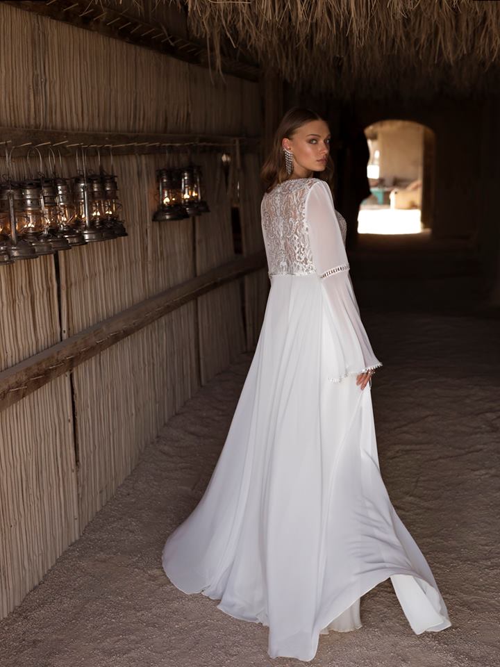 asaf dadush beach wedding dresses spaghetti straps lace beaded bridal gowns with long jacket custom made boho wedding dress