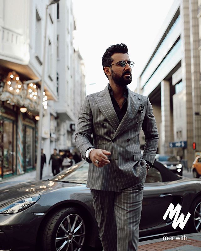 Classic Dark Gray Stripe Men Tuxedos Groom Wedding Suits Slim Fit Double Breasted Peaked Lapel Mens Suit 2 Pieces Coat Pants (jacket+Pants)