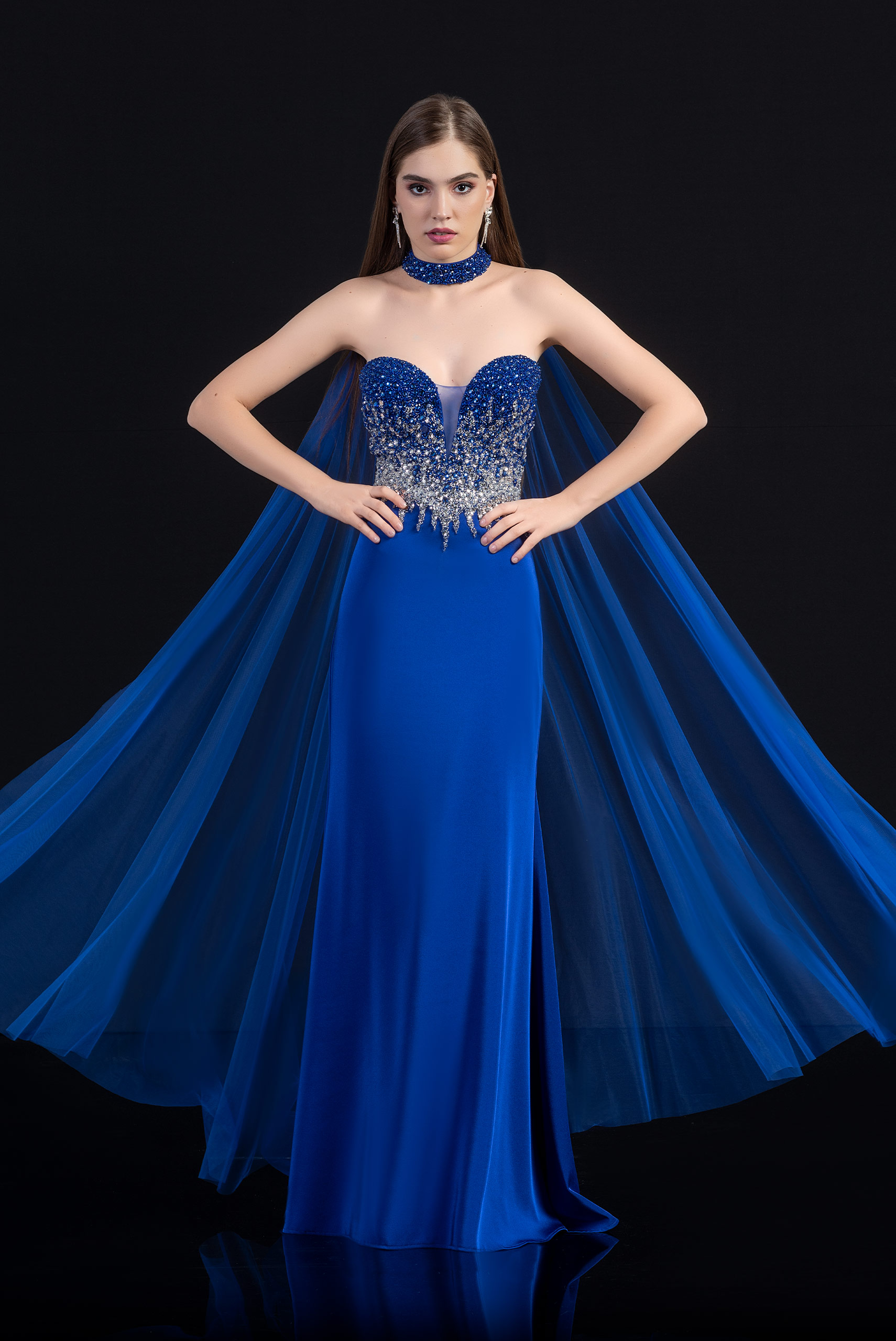 Elegant Evening Gowns Royal Blue Sparkly Sequins Sweetheart Prom Dress Backless Floor Length Red Carpet Party Gown vestidos de novia