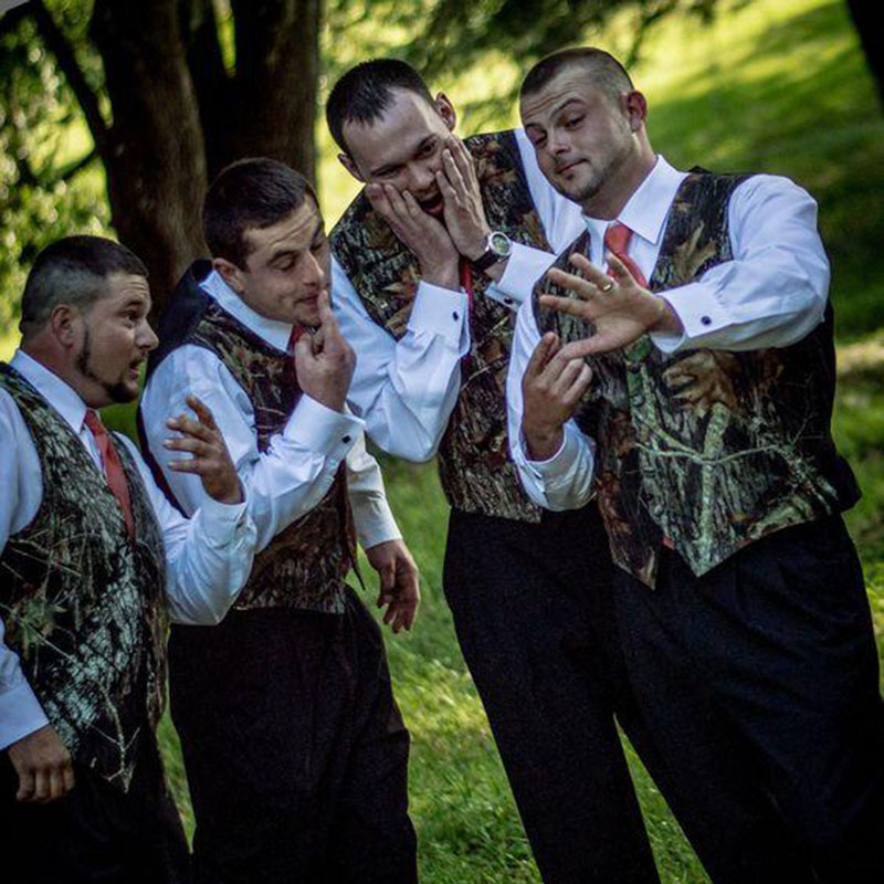 New Fashion Camo Groom Vest Formal Tuxedo Vest For Wedding Free Shipping (Vest+Tie) In Stock