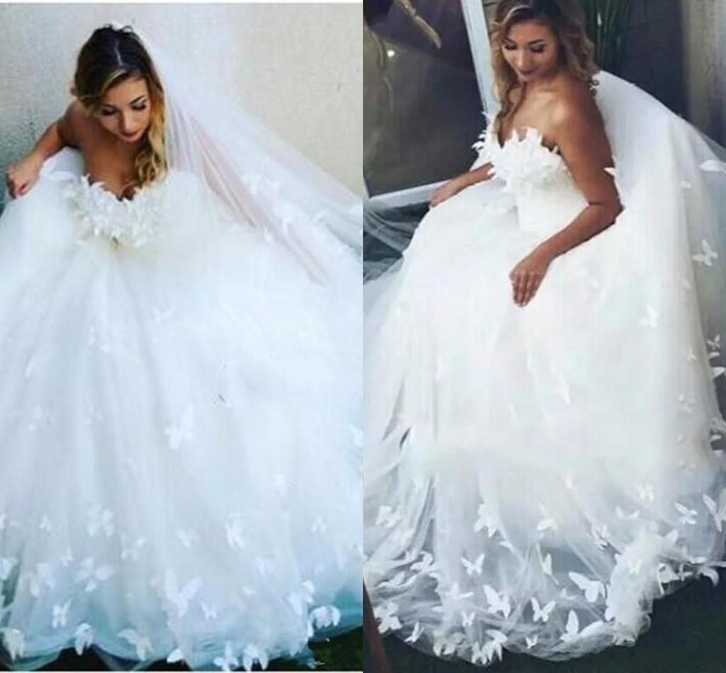 Spring 2020 Gorgeous Ball Gown Wedding Dresses Patterns Sweetheart Neckline Heavy Butterfly Appliques White Tulle Bridal Gowns Wholesale