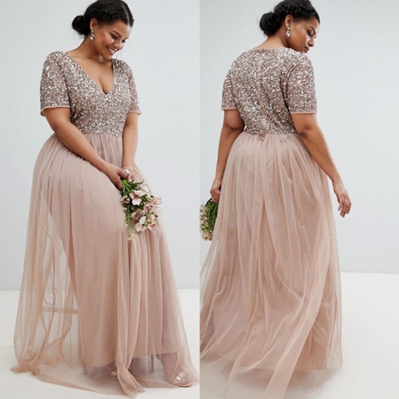 Cheap Champagne Sequined Bridesmaid Dresses With Short Sleeves V Neck Country Maid Of Honor Gowns Floor Length Tulle Wedding Guest Dress