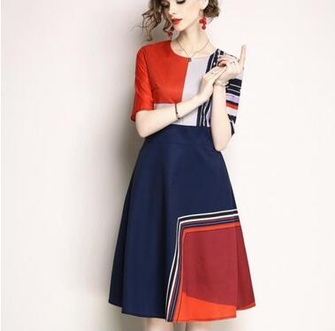 Cheapest European retro stitching contrast color short-sleeved stand-neck long slim A-line dress skirt, Black;gray
Cheapest European retro stitching contrast color short-sleeved stand-neck long slim A-line dress skirt, Black;gray