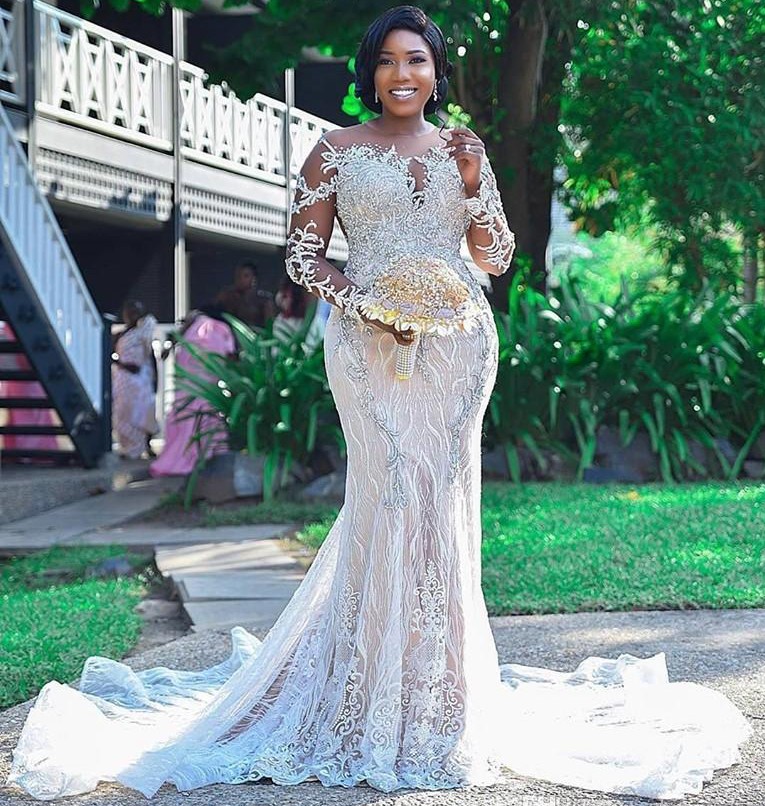 Lace Mermaid Backless Wedding Dresses Sheer Jewel Neck Beaded Long Sleeves Bridal Gowns Court Train Trumpet Sequined Robe De Marie
