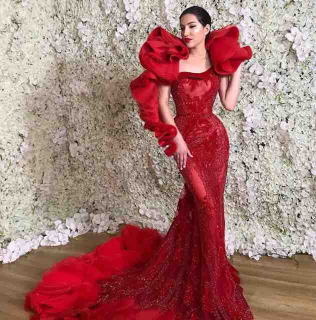 Designer Red Mermaid Prom Dresses 2019 Sexy Ruffles Shoulder Lace Backless Evening Dress Sweep Train Formal Party Gowns Custom Made