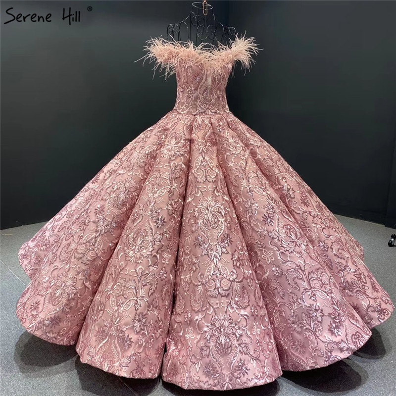 2020 Luxury Pink Prom Dresses Off The Shoulder Satin Ruffles Feather Evening Dress Sequins Custom Made Embroidery Formal Gowns Party Wear