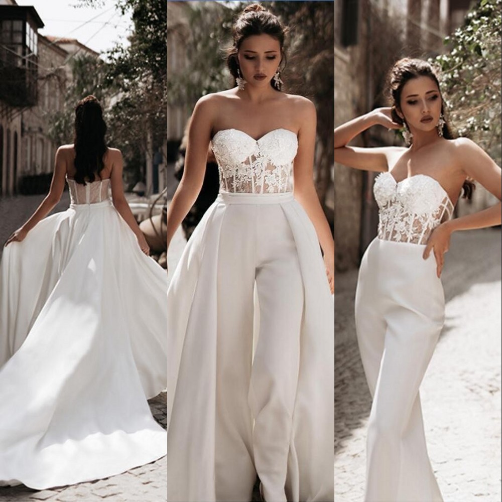 2020 New Sexy Cheap White Jumpsuits A Line Wedding Dresses Sweetheart Lace Satin With Overskirts Bridal Gowns Pants Dress Vestidos De Novia, Ivory
2020 New Sexy Cheap White Jumpsuits A Line Wedding Dresses Sweetheart Lace Satin With Overskirts Bridal Gowns Pants Dress Vestidos De Novia, Ivory
