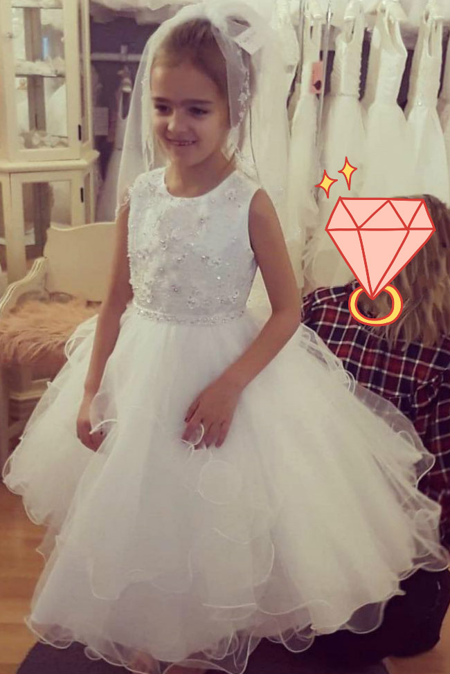 Beaded Lace Flower Girl Dresses Ball Gown Tiers Little Girl Wedding Dresses Vintage Communion Pageant Dresses Gowns F177