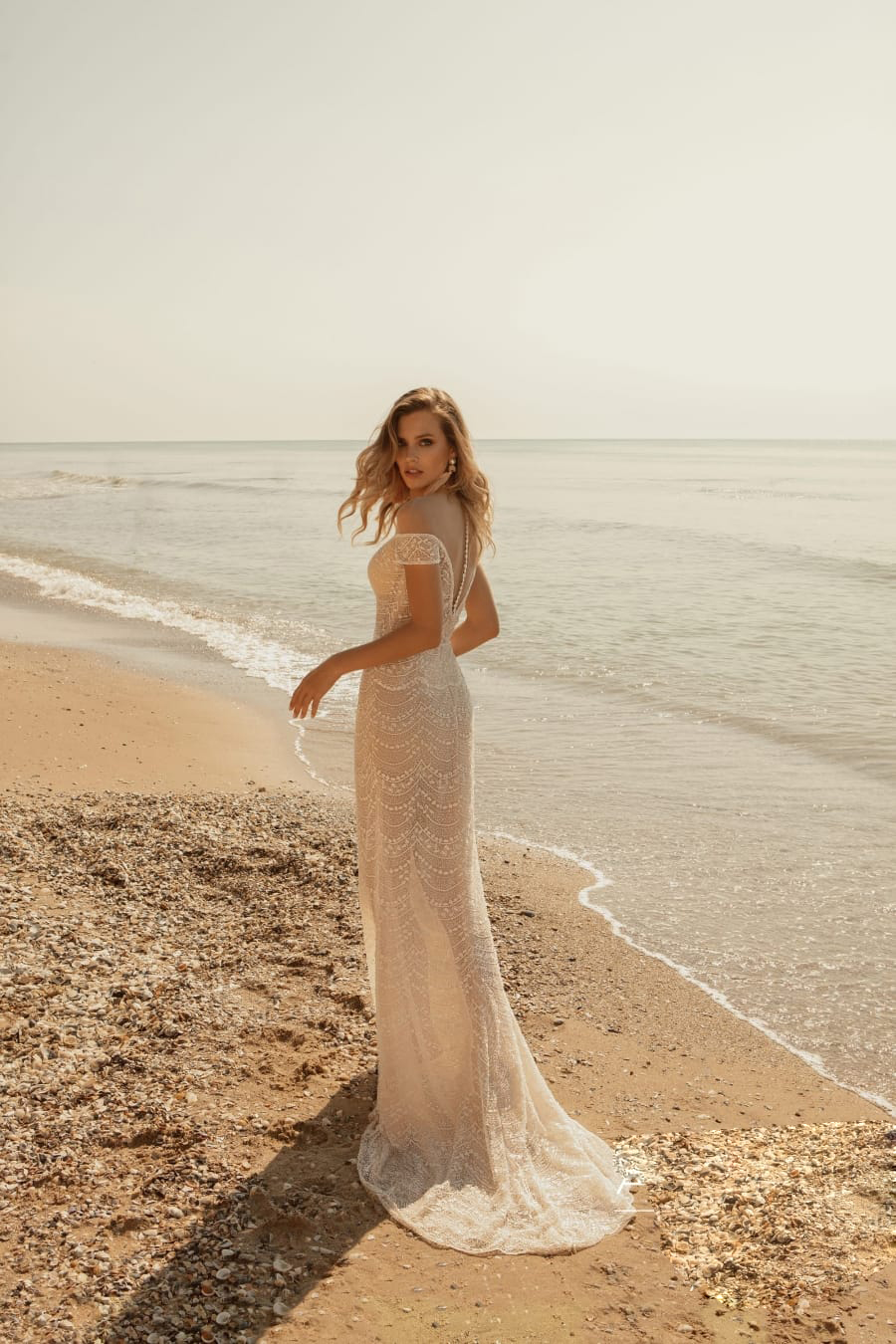 Hot Sell Mermaid Ariamobridal Wedding Dresses Jewel Neck Short Sleeve Tulle Beads Applique Wedding Gown Sweep Train Custom robe de mariée