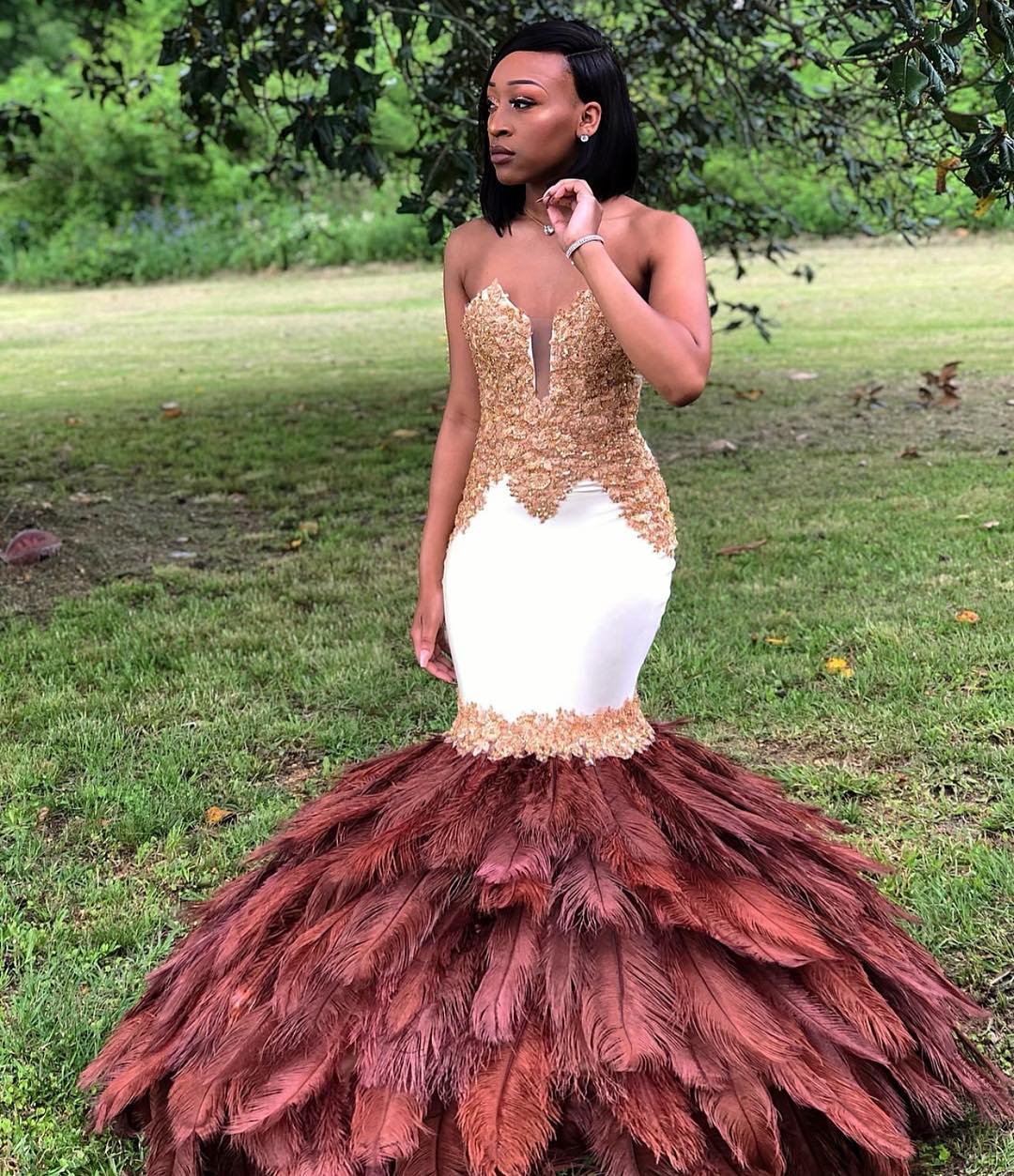 Feather Mermaid Prom Dresses Sheer Plunging Neck Beaded Evening Gowns Plus Size or Length Appliqued Formal Dress