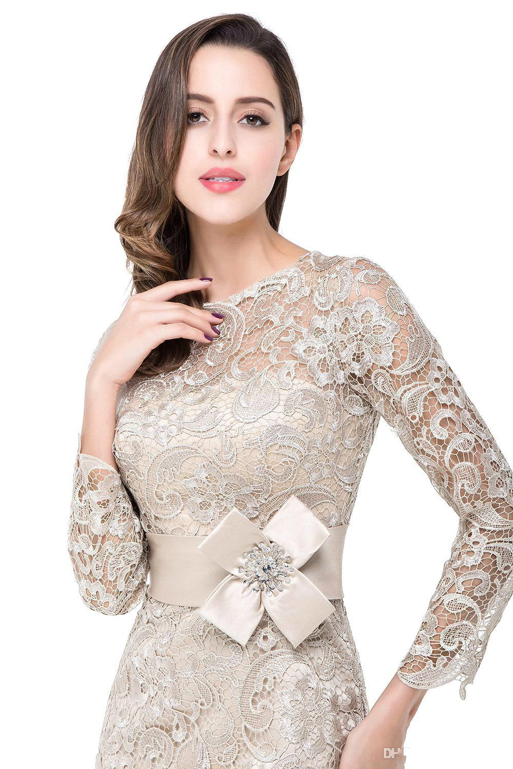 Modern Short Knee Length Mother Dresses Sheath Bodycon Long Sleeves Lace Groom Mother Dress With Sash Madre dei vestiti della sposa 2019
