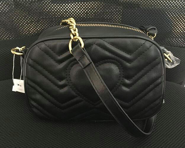 Famous women designer heart Shoulder bag leather marmont chain bag Cross body Pure color womens handbag crossbody bag purse 6637, Red
Famous women designer heart Shoulder bag leather marmont chain bag Cross body Pure color womens handbag crossbody bag purse 6637, Red