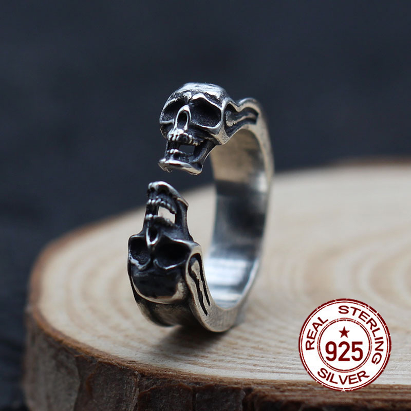 S925 sterling silver men's ring personalized fashion classic retro ornaments skull modeling send love gift 19 years hot
S925 sterling silver men's ring personalized fashion classic retro ornaments skull modeling send love gift 19 years hot