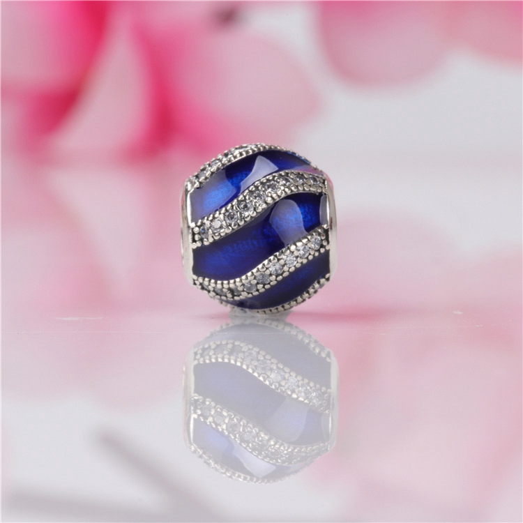 Wholesale- CZ Diamond Beads Luxury Designer Jewelry for Pandora 925 Sterling Silver with Original Box Ms. DIY Bracelet Beads
Wholesale- CZ Diamond Beads Luxury Designer Jewelry for Pandora 925 Sterling Silver with Original Box Ms. DIY Bracelet Beads