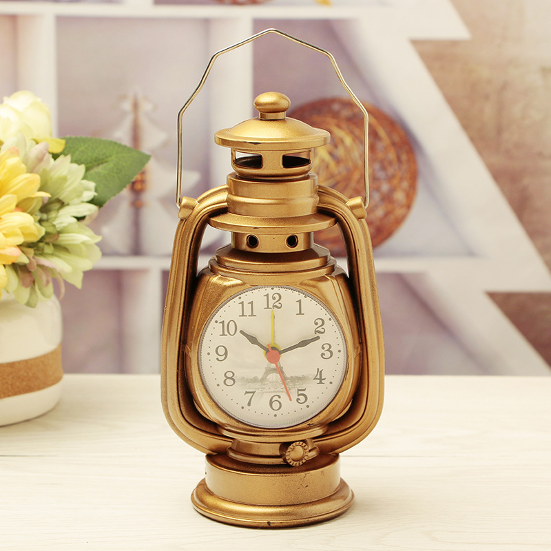 Vintage Alarm Clock Retro Oil Lamp Alarm Clock Watch Table Kerosene Light Living Room Decor Articles Office Craft Ornament