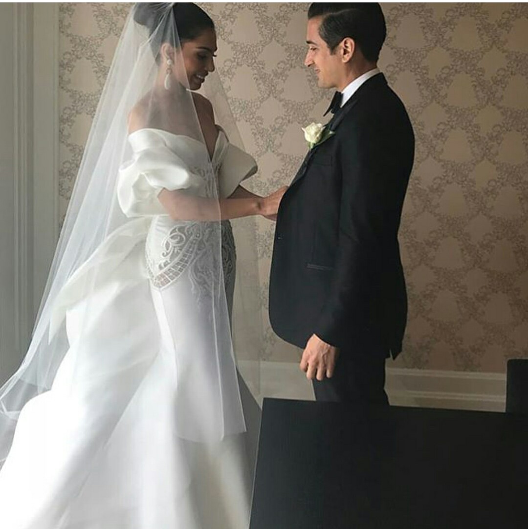 Satin Mermaid Wedding Dresses With Long Train Off The Shoulder Half Long Sleeves Modest Bridal Gowns Custom Made Boho Wedding Dress