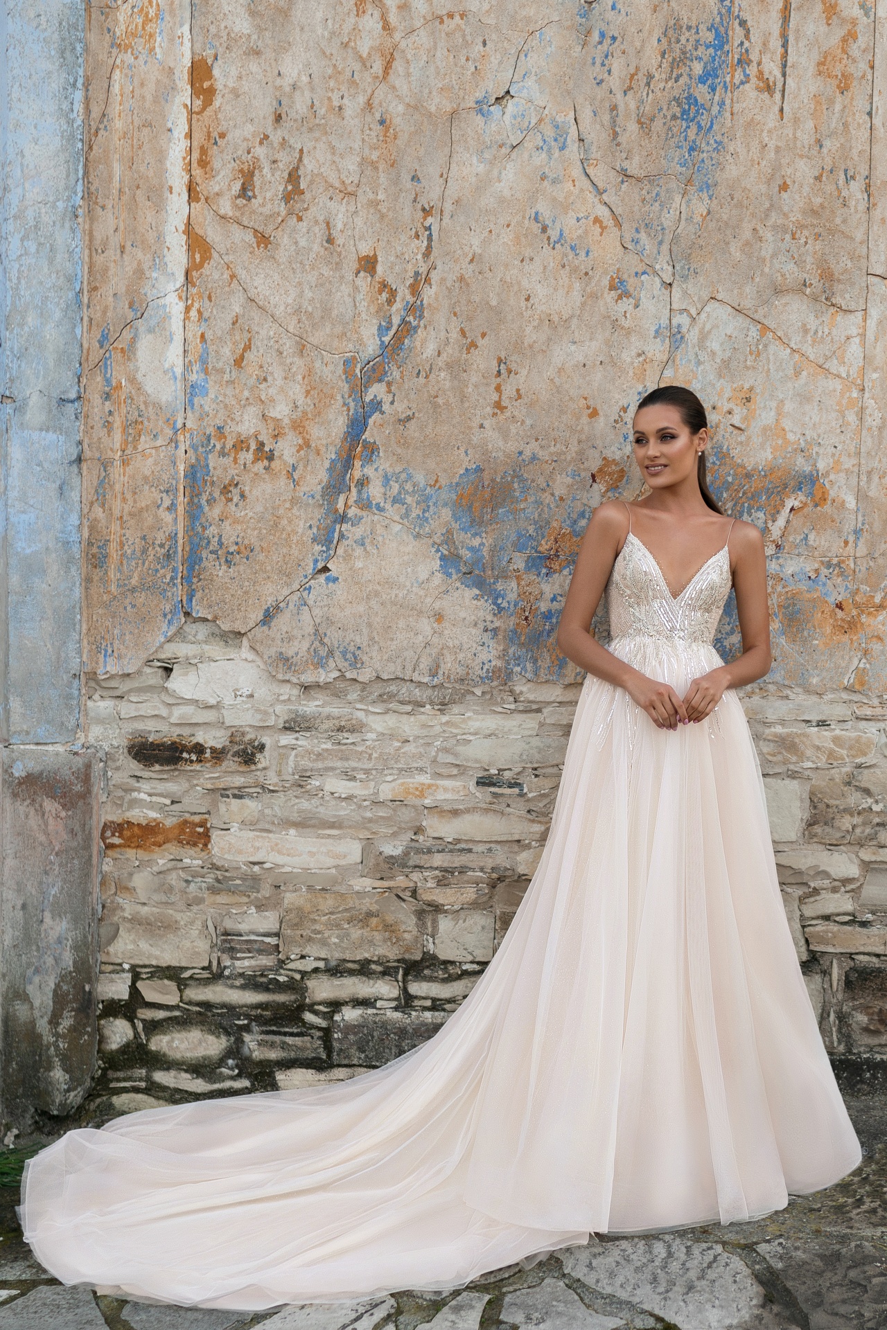 Sequins Beach Bohemian Wedding Dresses Sexy V Neck Beading Bridal Gowns vestido de novia Boho Backless Wedding Dress