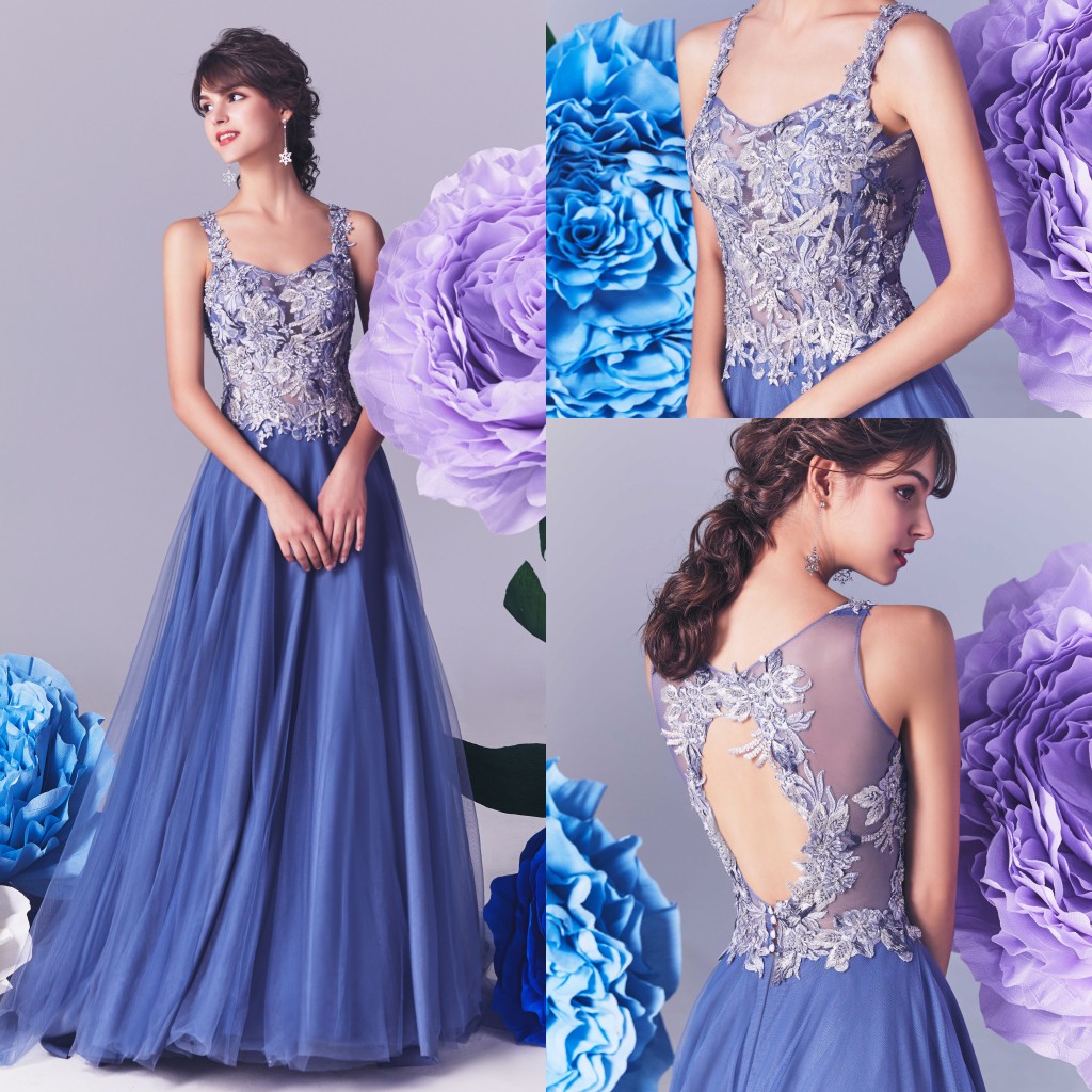 2020 Fashion Prom Dresses Spaghetti Straps Sleeveless Lace Appliques Evening Gowns Hollow Back Sweep Train Special Occasion Dress, Same as picture
2020 Fashion Prom Dresses Spaghetti Straps Sleeveless Lace Appliques Evening Gowns Hollow Back Sweep Train Special Occasion Dress, Same as picture